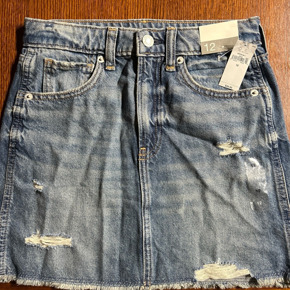 GAP Kids Girl’s Size 12 Distressed Denim Mini Skirt NWT